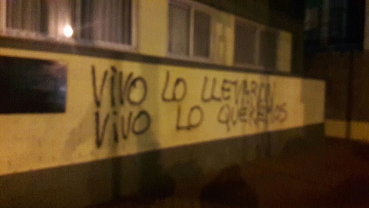 Caso Santiago Maldonado: preocupación por ataques en sedes diplomáticas y llamados a la "agitación" Caso Santiago Maldonado: preocupación por ataques en sedes diplomáticas y llamados a la "agitación"