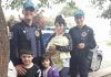 Policías encuentran a dos niños de 3 y 5 años extraviados